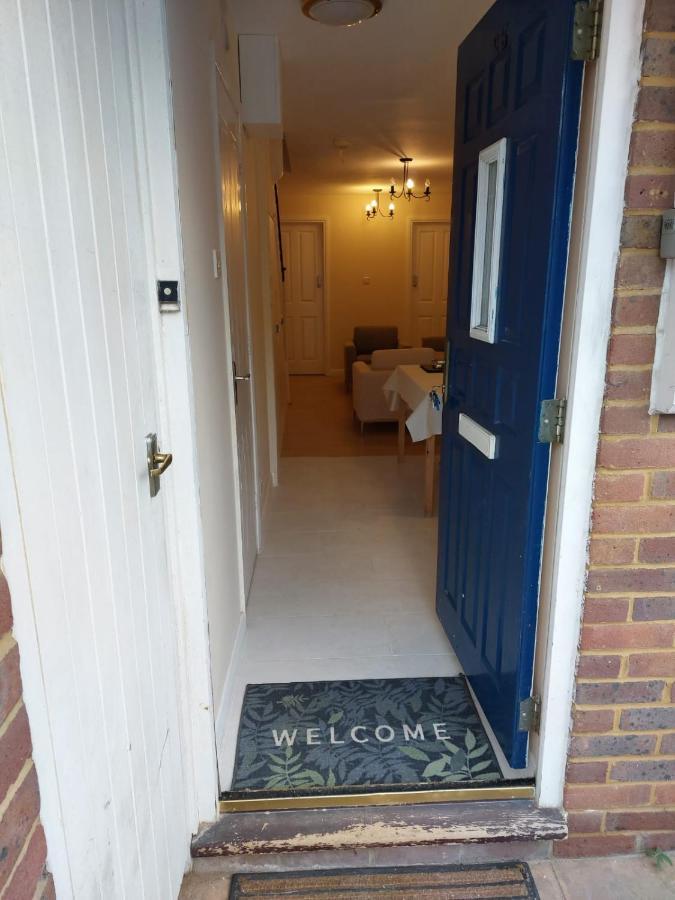 Vibrant Single Only For One Adult 3* Southall